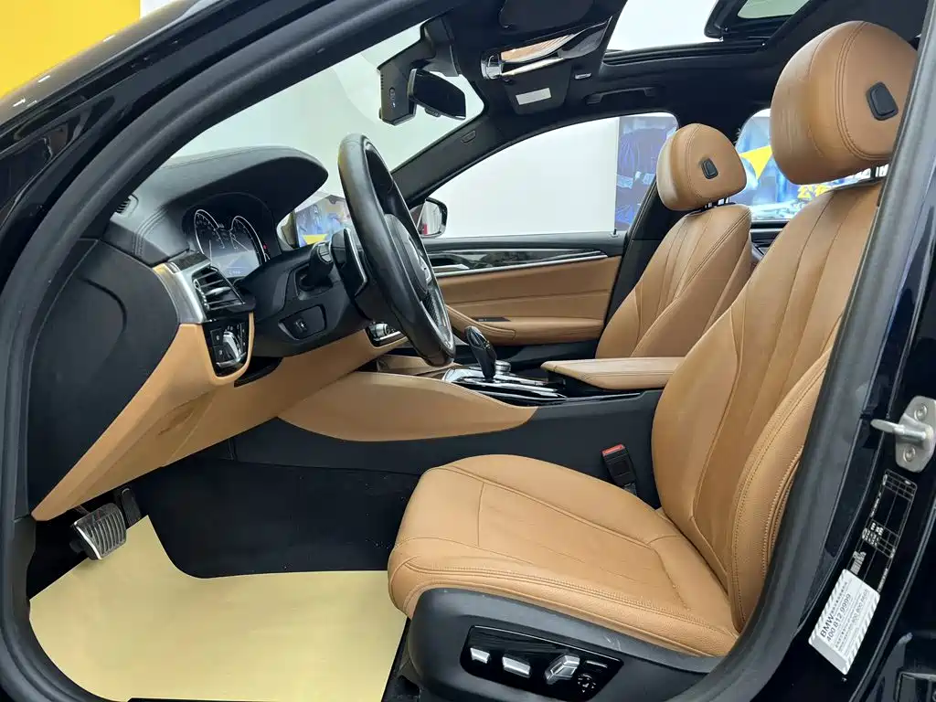 BMW 5 Series — миниатюра 20
