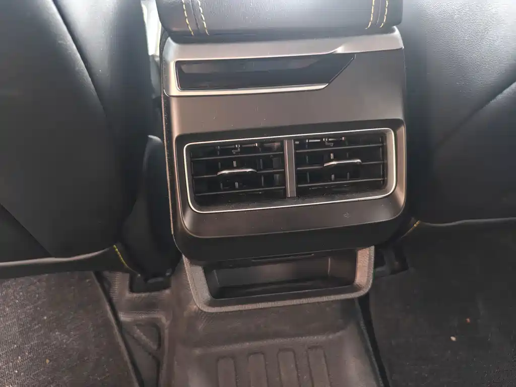 Geely Xingrui — миниатюра 10