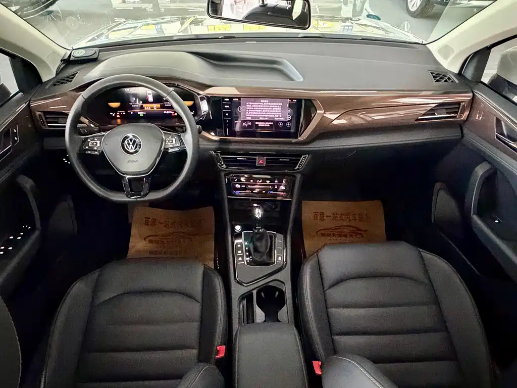 Volkswagen Tharu — миниатюра 6