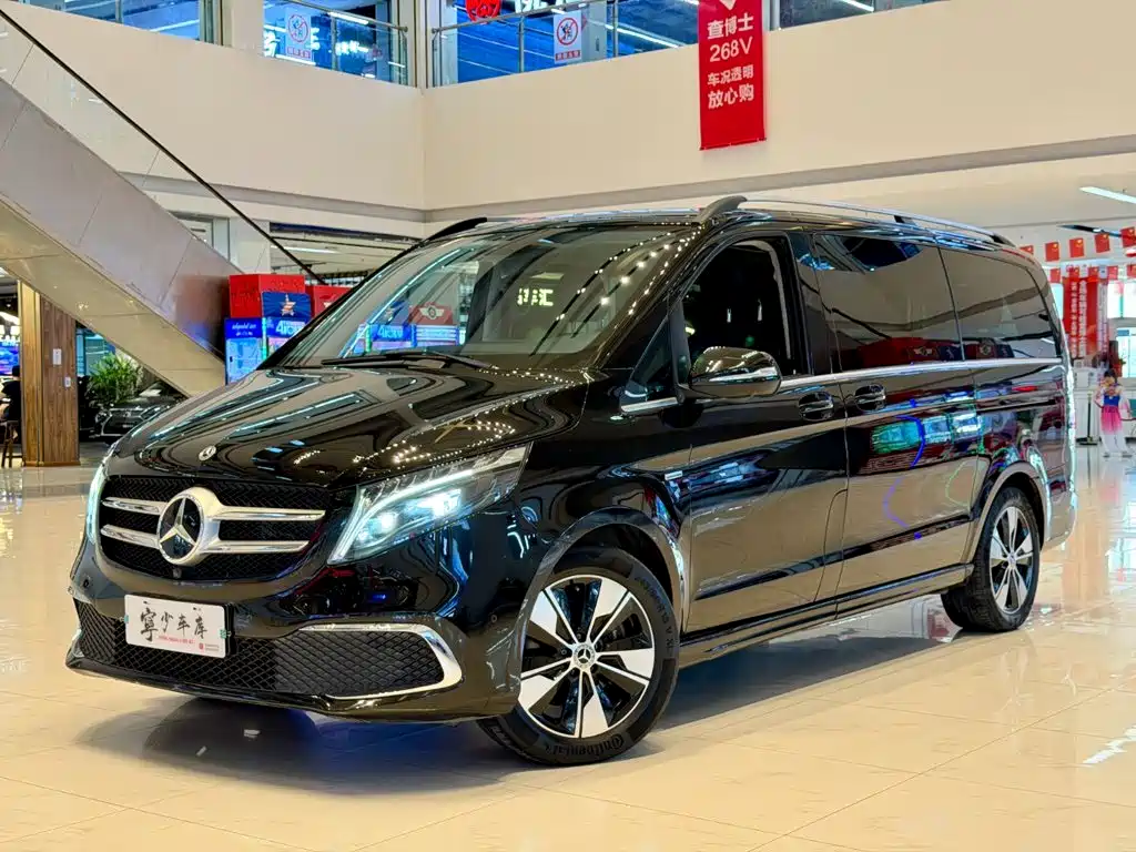 Mercedes-Benz V-Class — миниатюра 2
