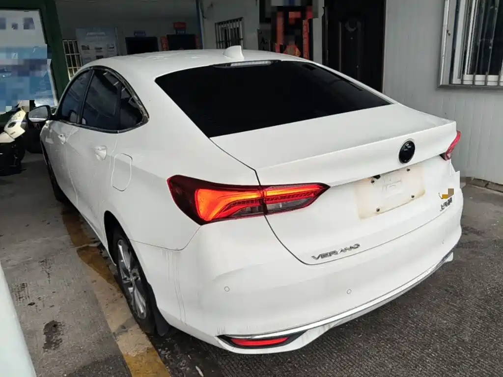 Buick Verano — миниатюра 5