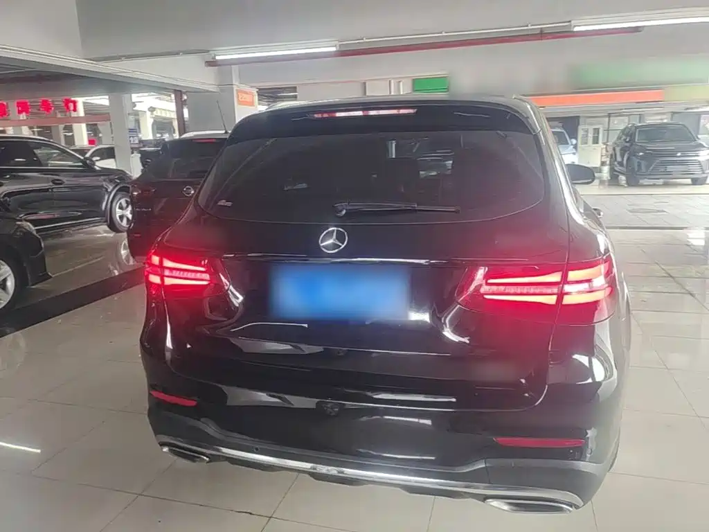 Mercedes-Benz GLC 2018 GLC 260 4MATIC Luxury