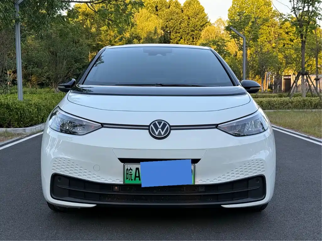 Volkswagen ID.3 — миниатюра 2