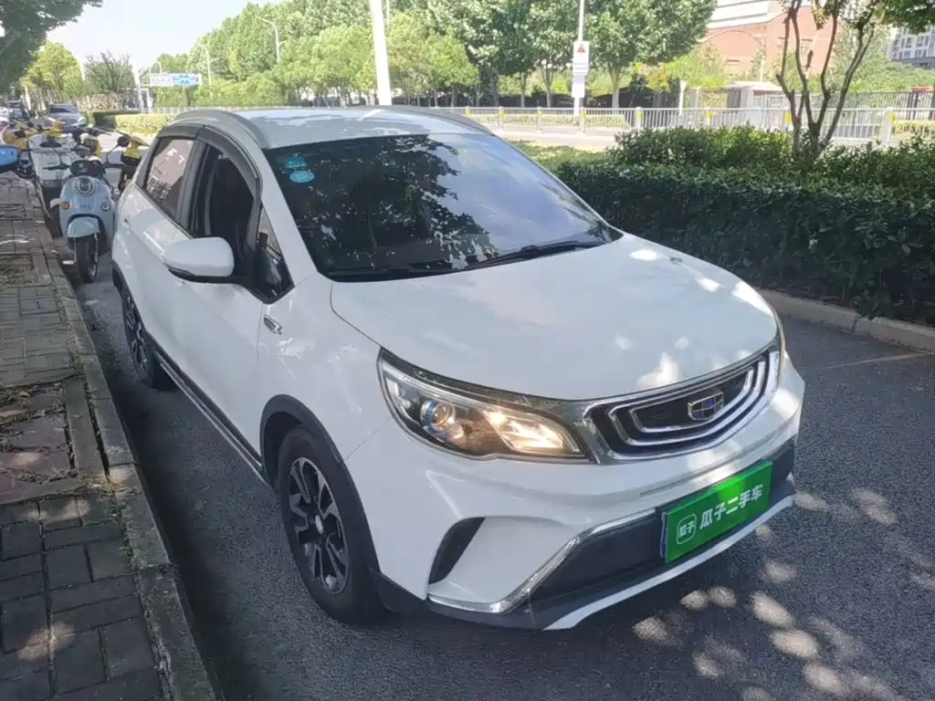 Geely Vision X3 — миниатюра 4