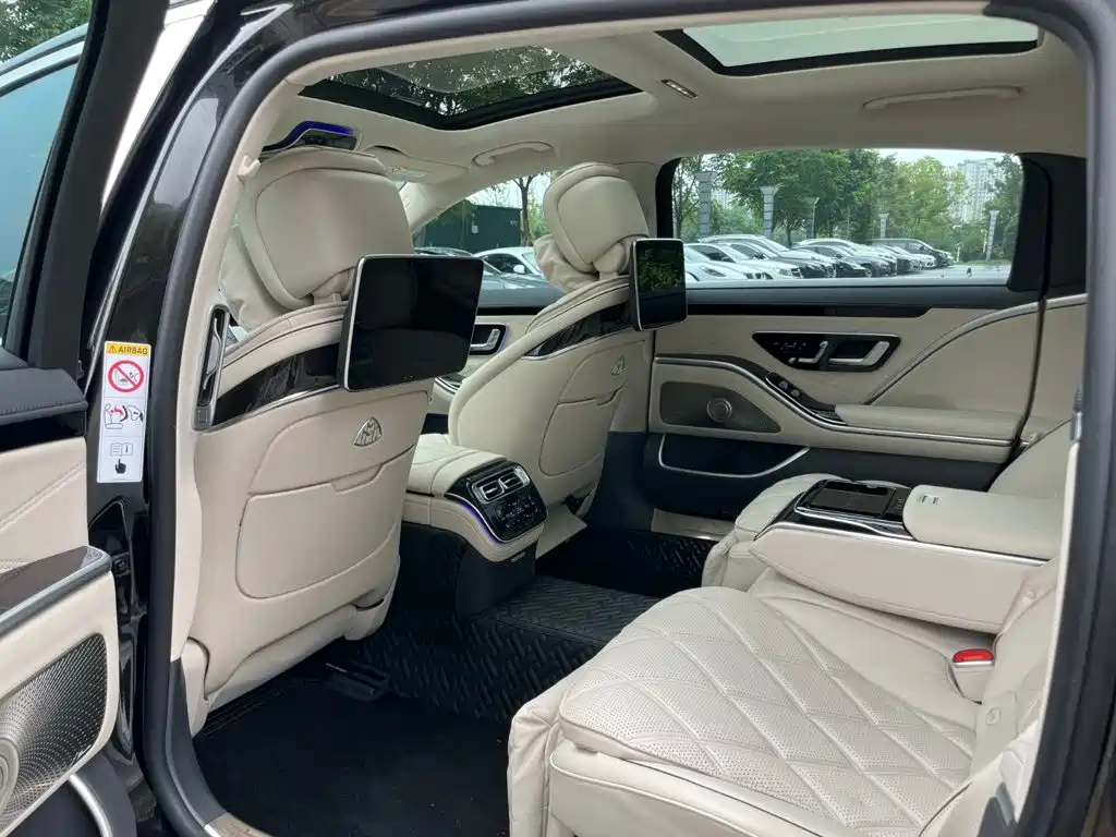 Mercedes-Benz S-Class — миниатюра 11