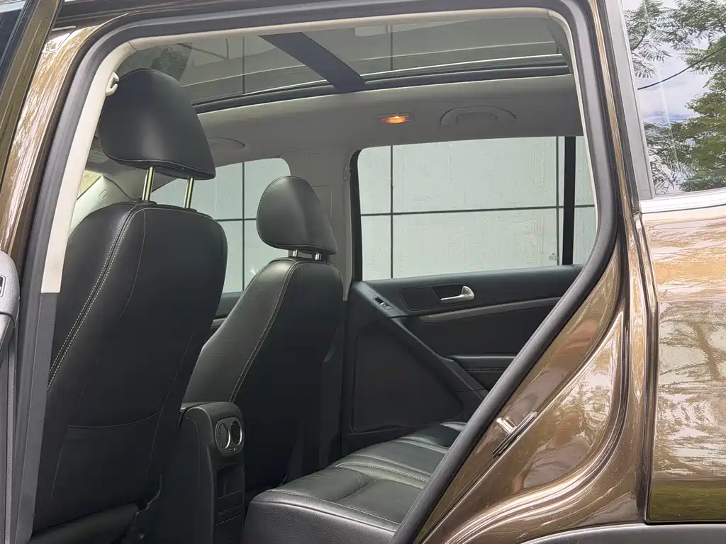 Volkswagen Tiguan — миниатюра 9