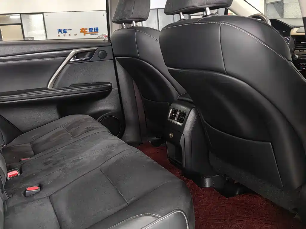 Lexus RX — миниатюра 13