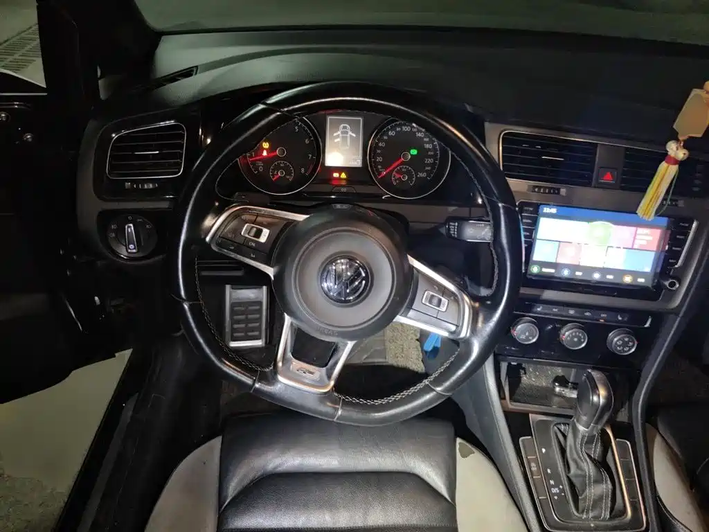 Volkswagen Golf — миниатюра 7