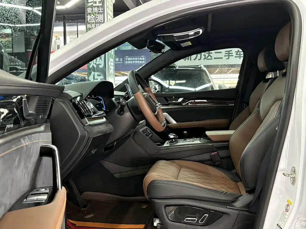 BYD Tang New Energy — миниатюра 5