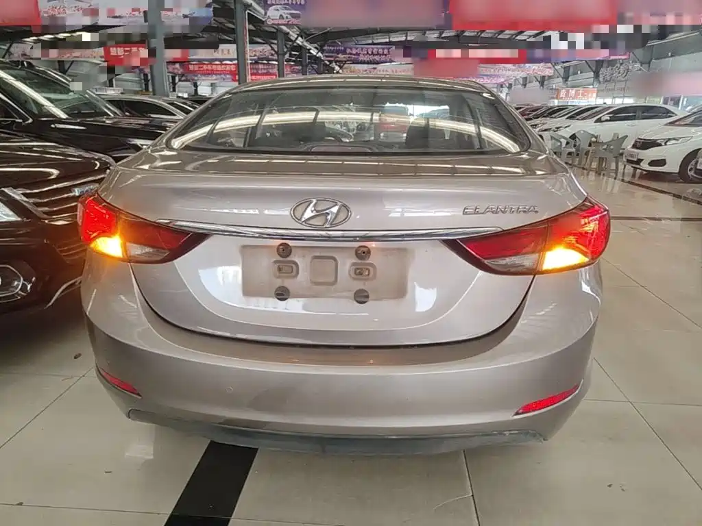 Hyundai Elantra Langdong — миниатюра 6