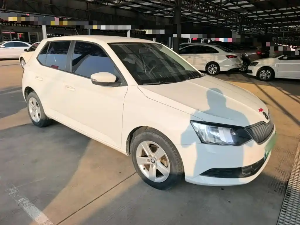 Skoda Fabia — миниатюра 4