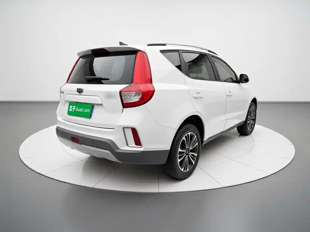 Geely Vision X6 — миниатюра 6