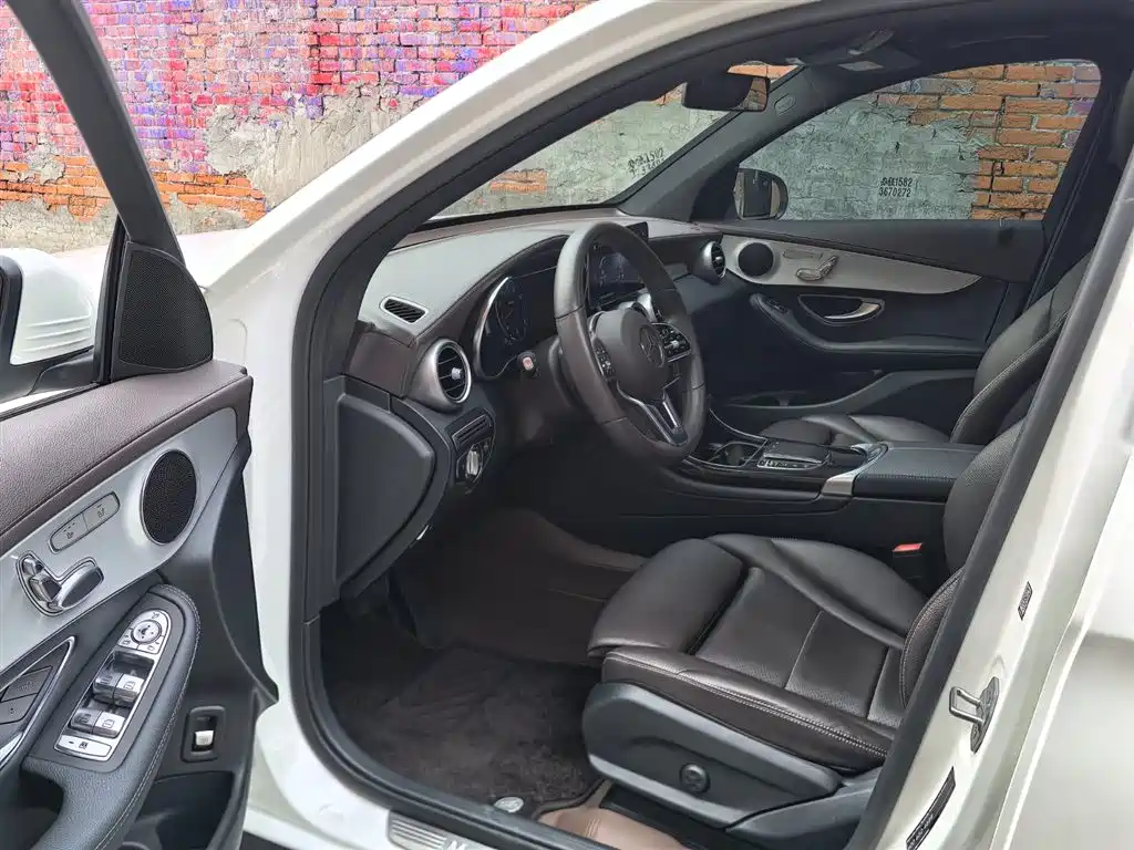 Mercedes-Benz GLC 2022 GLC 260 L 4MATIC