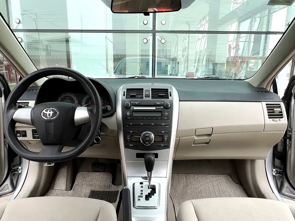 Toyota Corolla — миниатюра 12