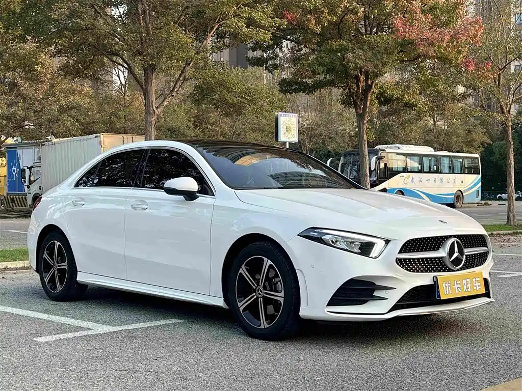 Mercedes-Benz A-Class — миниатюра 2