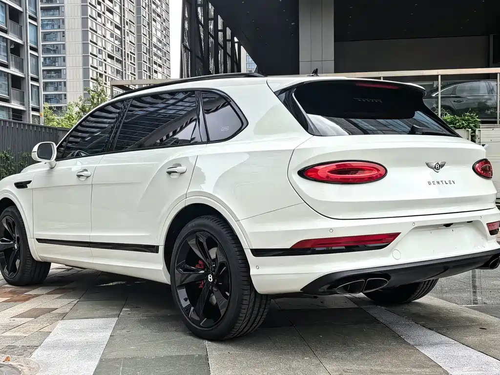 Bentley Bentayga — миниатюра 4