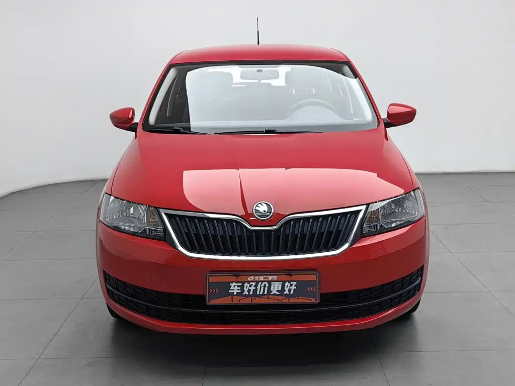 Skoda Rapid Spaceback — миниатюра 3