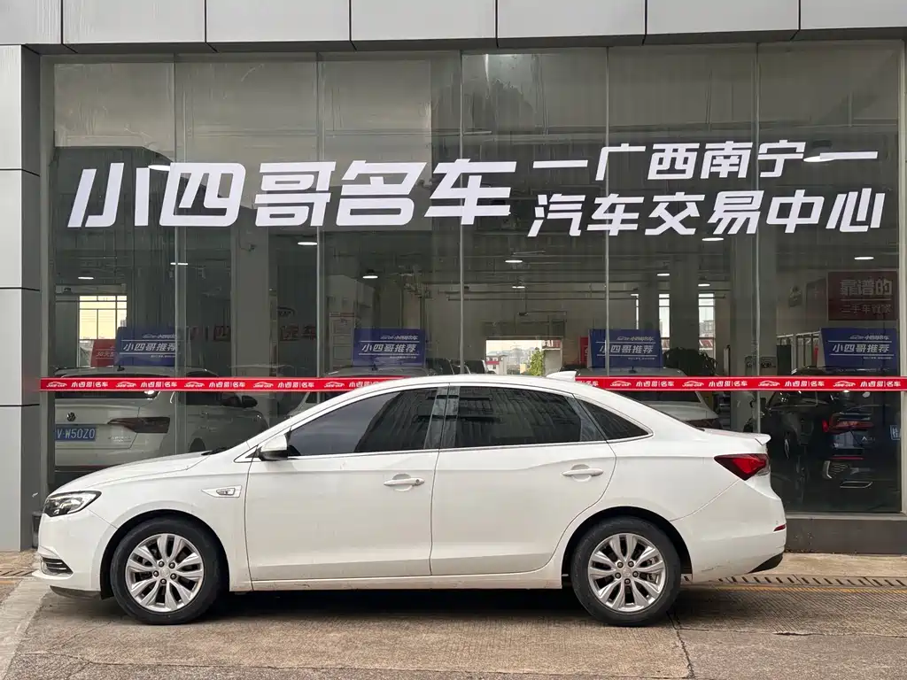 Buick Excelle — миниатюра 3
