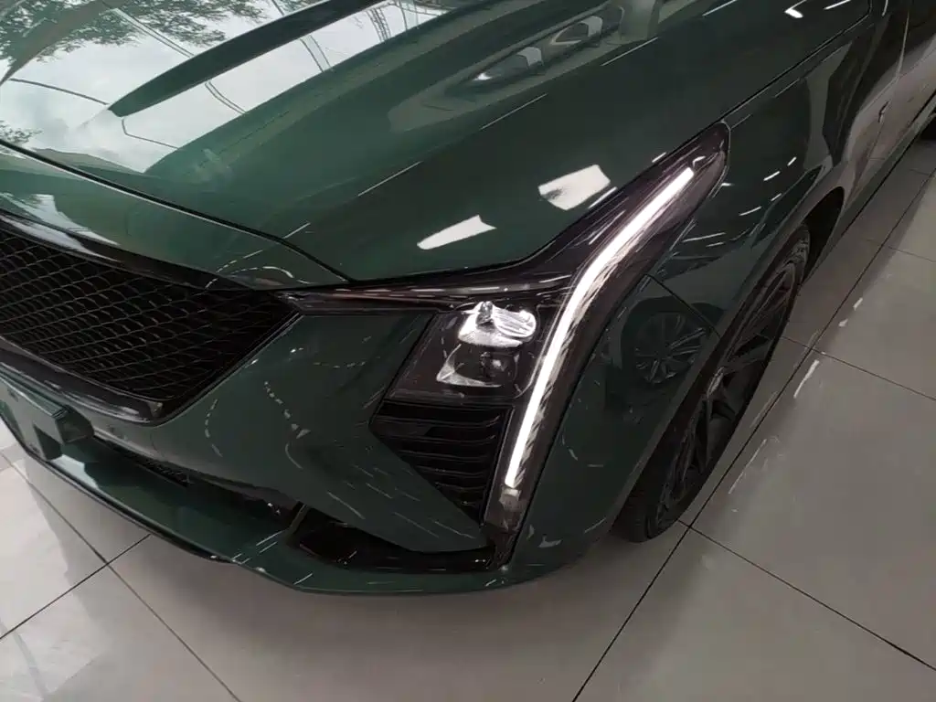 Cadillac CT5 — миниатюра 24