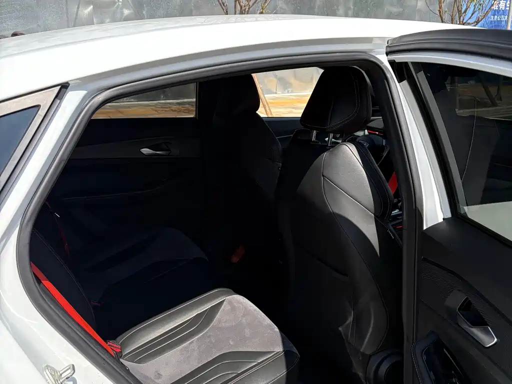 Geely Binrui — миниатюра 5