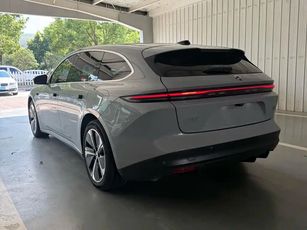 NIO ET5T — миниатюра 2