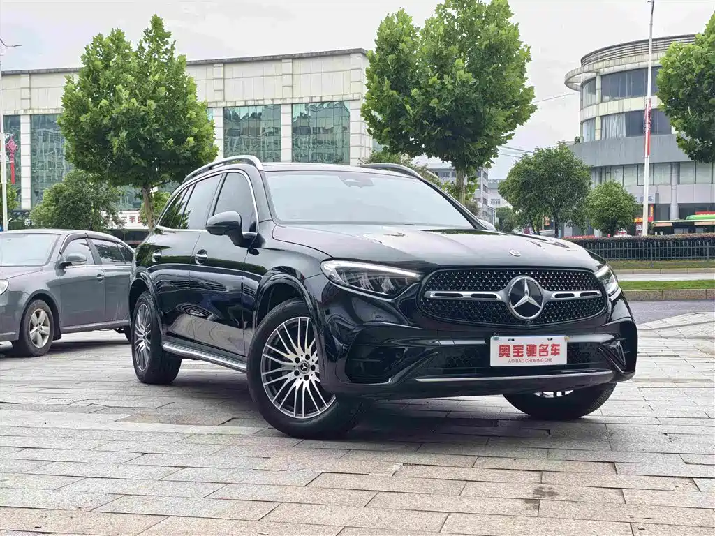 Mercedes-Benz GLC 2025 GLC 300 L 4MATIC 5 мест