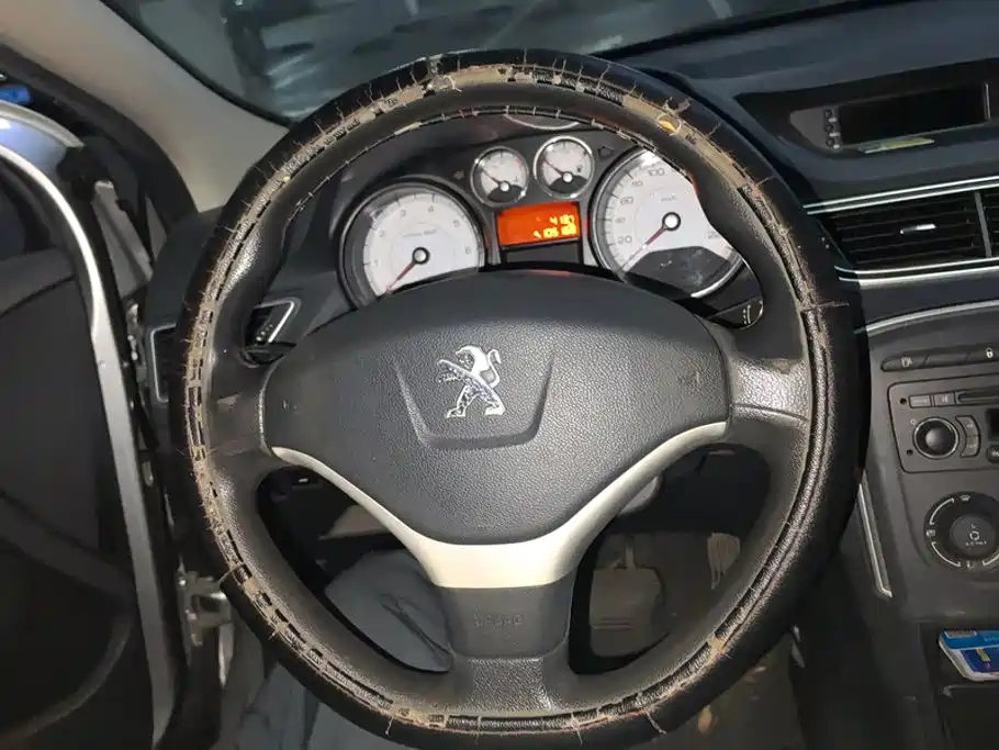 Peugeot 308 — миниатюра 15