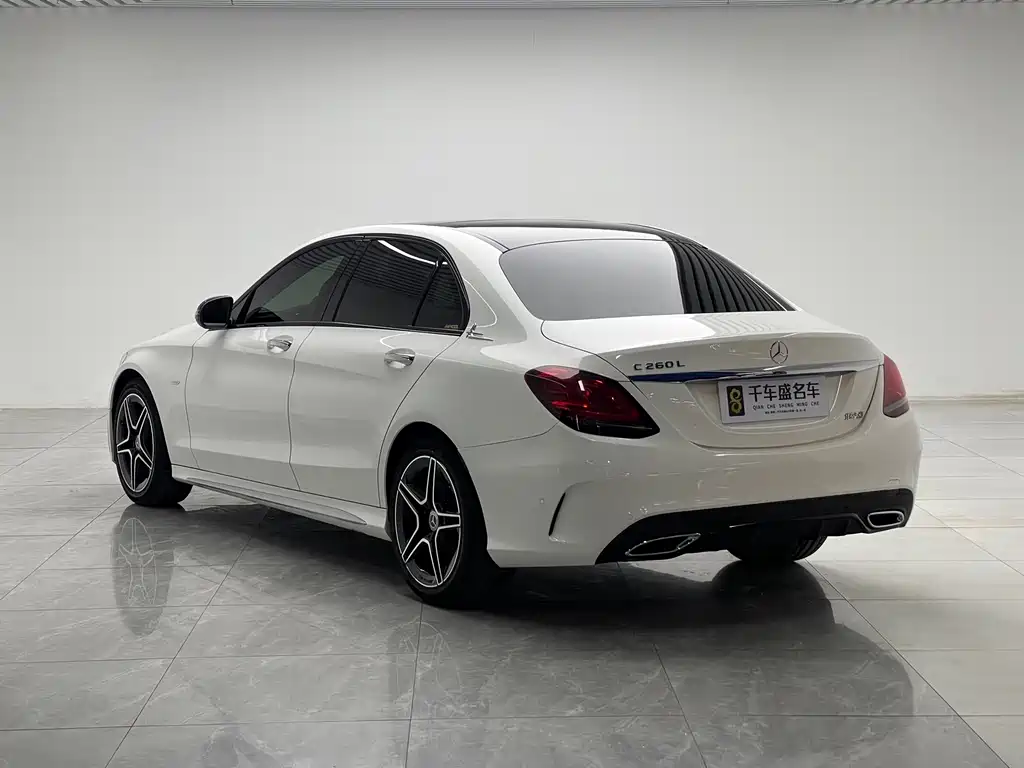 Mercedes-Benz C-Class — миниатюра 4