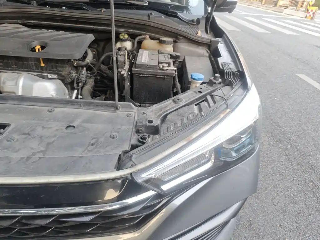 Roewe i5 — миниатюра 22