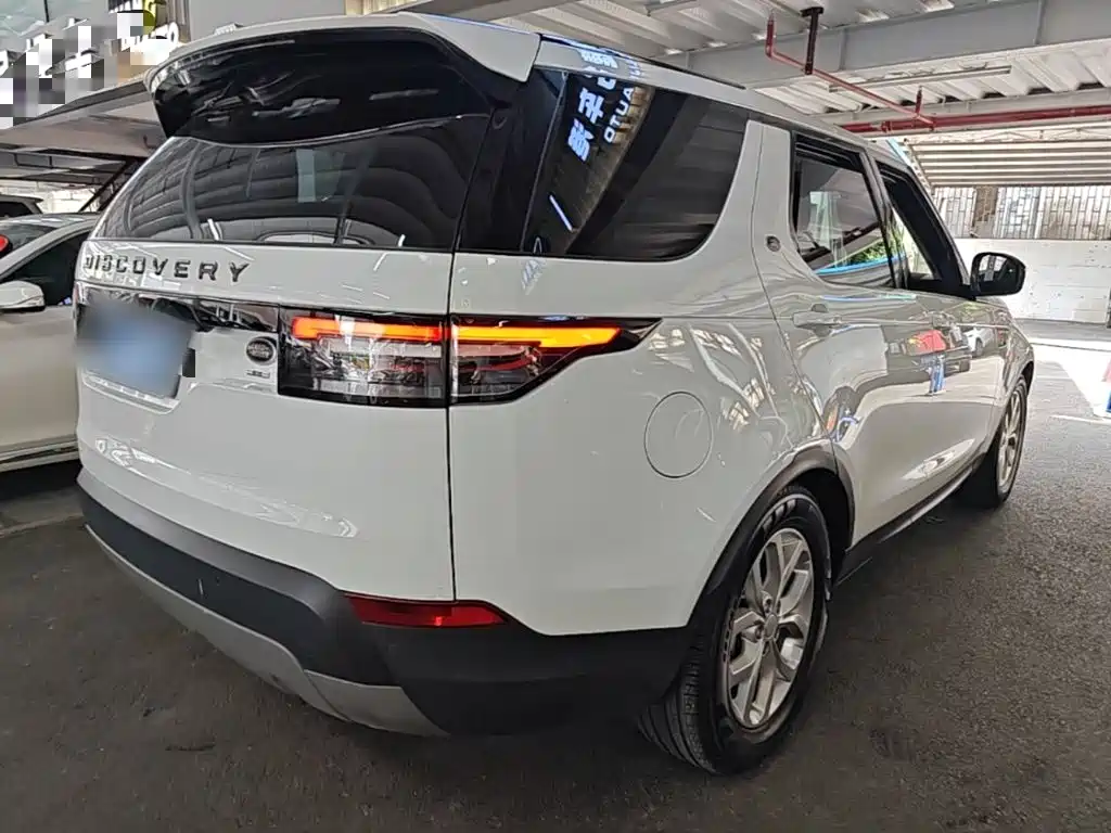 Land Rover Discovery — миниатюра 7