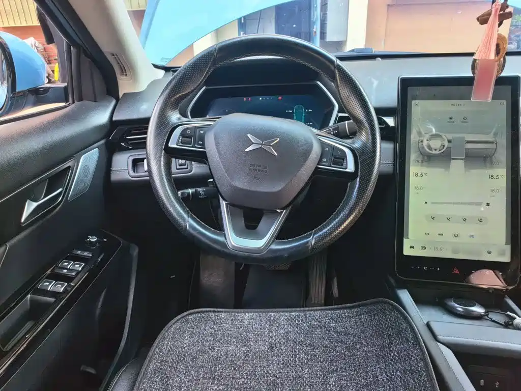 XPeng G3 — миниатюра 11