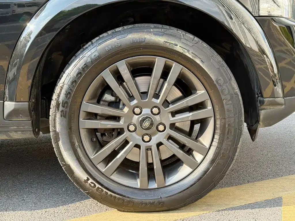 Land Rover Discovery 2016 3.0 SC V6 HSE