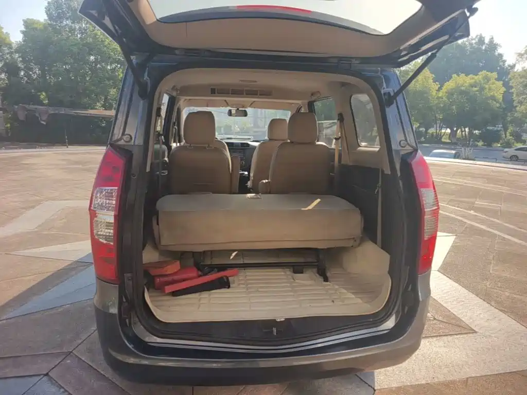 Wuling Hongguang — миниатюра 19