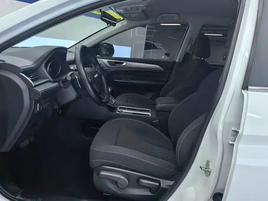 Haval M6 — миниатюра 9