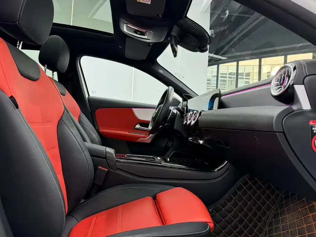 Mercedes-Benz A-Class AMG — миниатюра 4