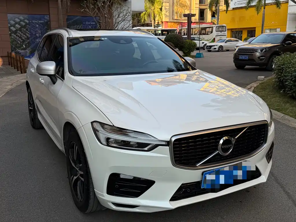 VOLVO XC60