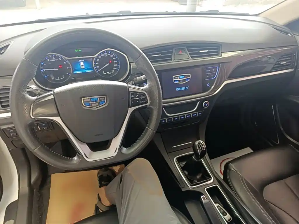 Geely Emgrand 2017 1.5L MT