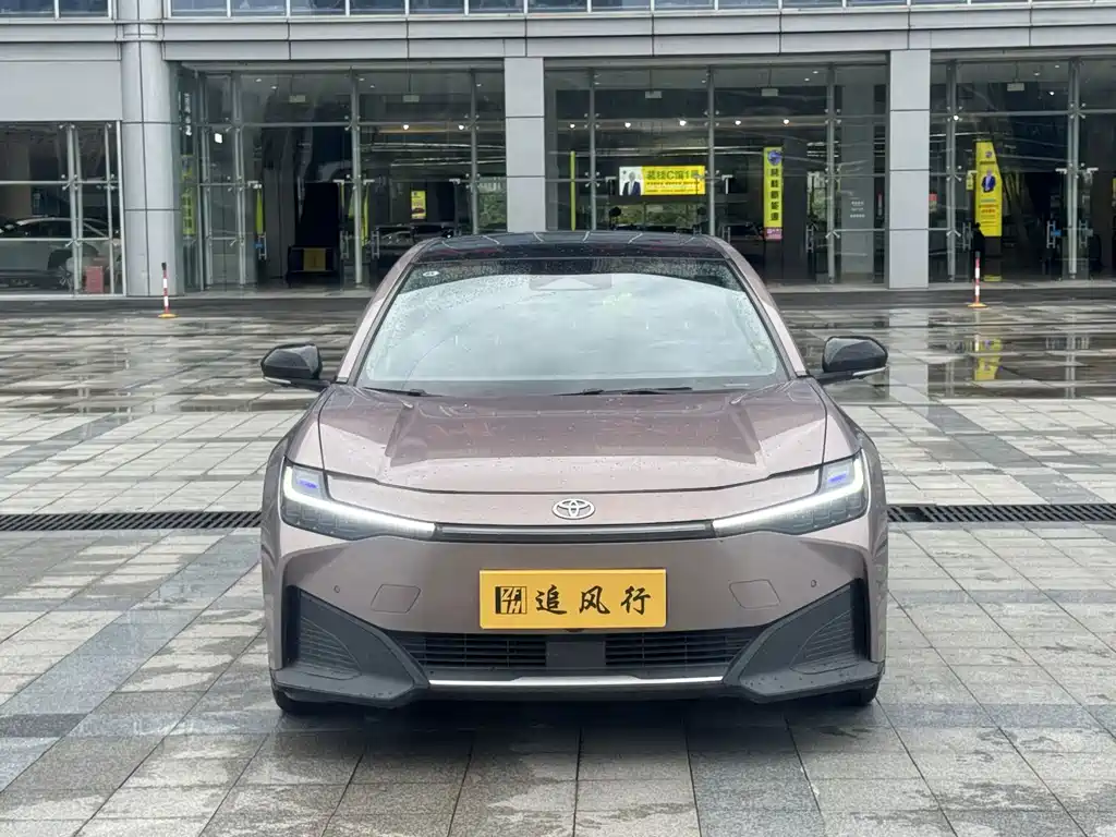 Toyota bZ3 — миниатюра 2