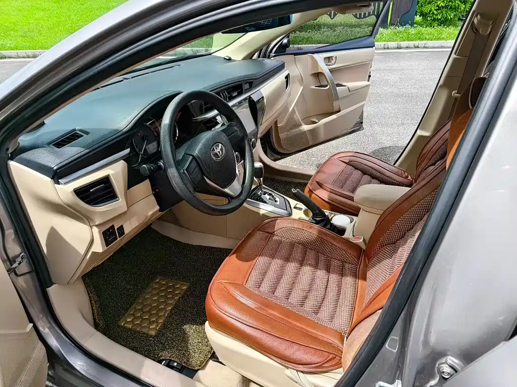 Toyota Corolla — миниатюра 5
