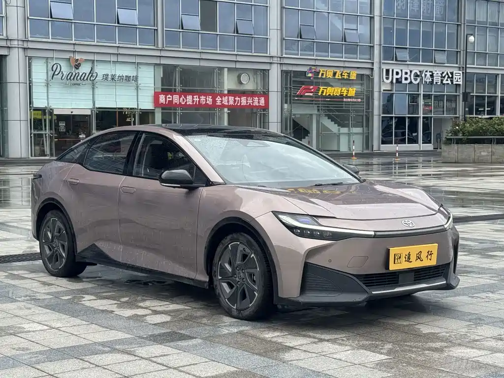 Toyota bZ3 — миниатюра 3