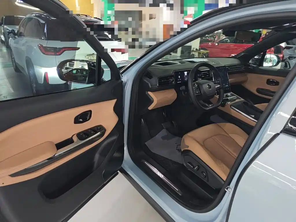 NIO ES6 — миниатюра 16