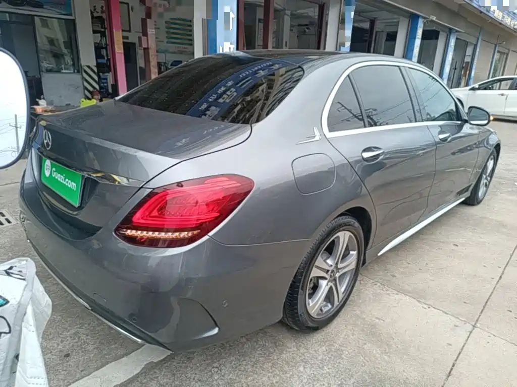 Mercedes-Benz C-Class — миниатюра 7