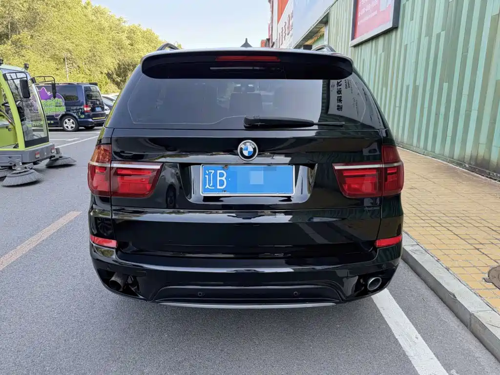 BMW X5 (Import) — миниатюра 10