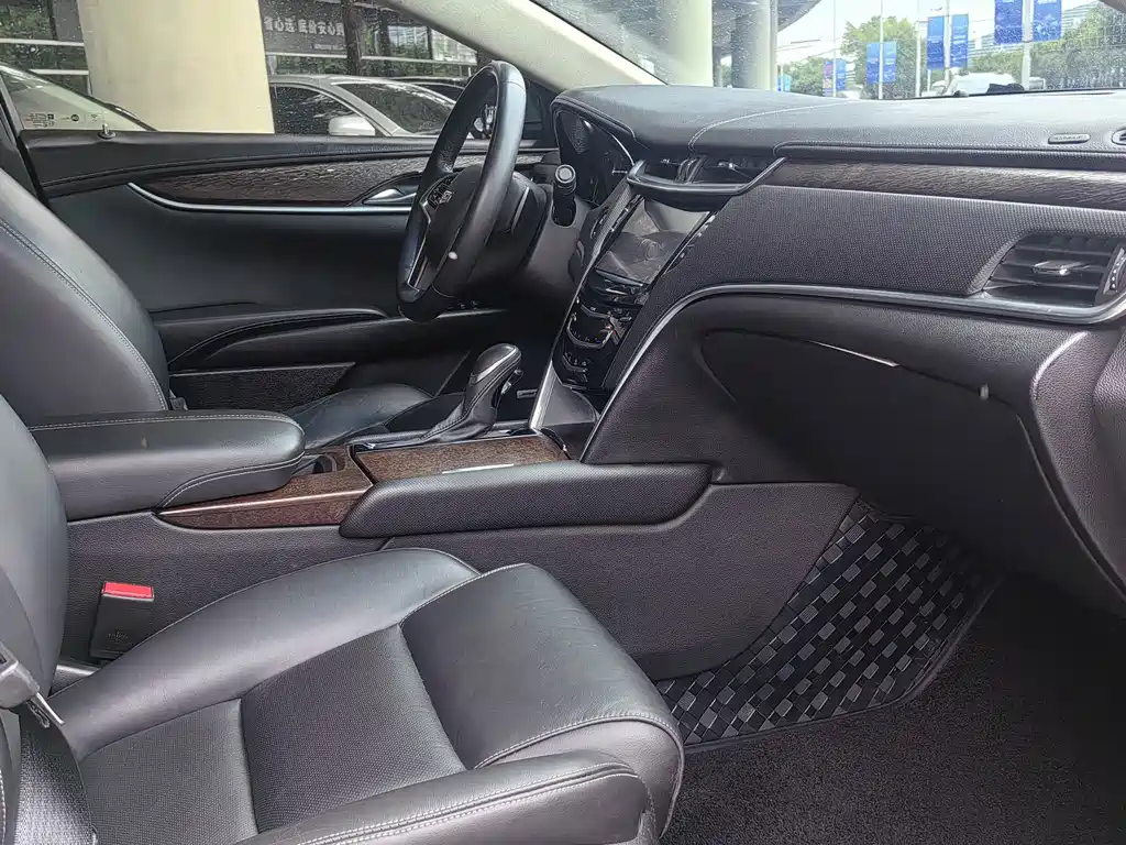 Cadillac XTS — миниатюра 13