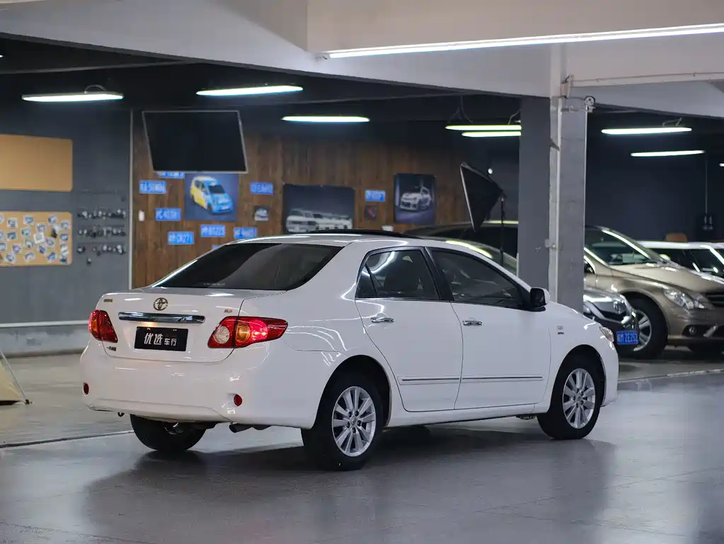 Toyota Corolla — миниатюра 8