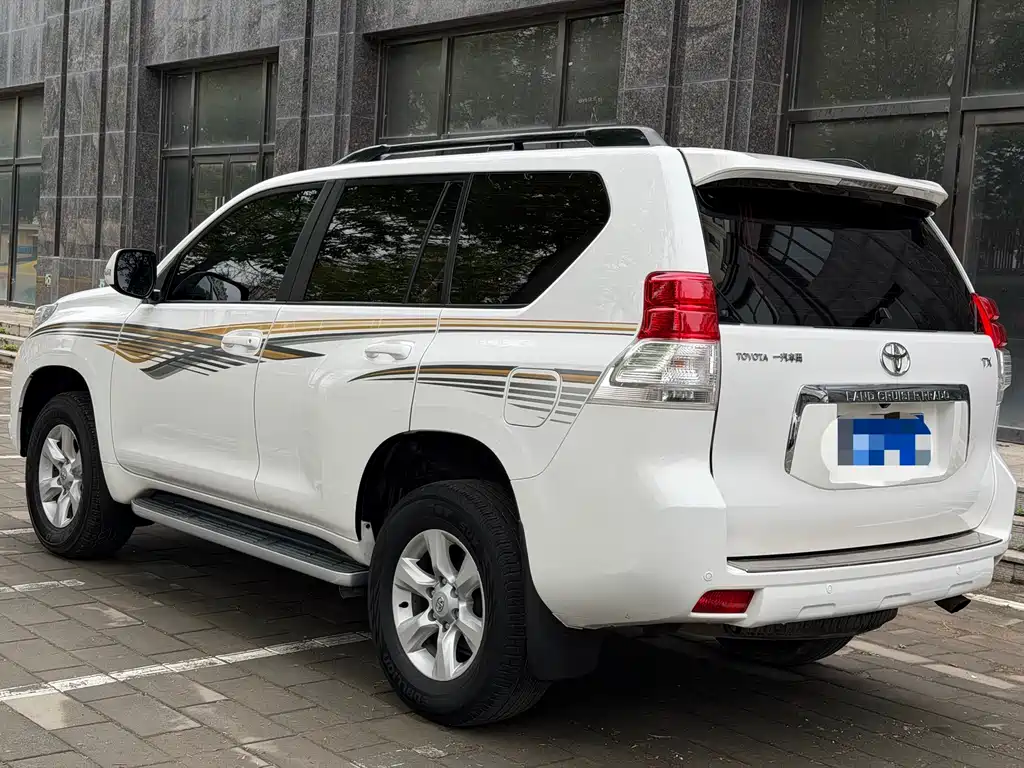 Toyota Land Cruiser Prado 2010 4.0L AT TX-L