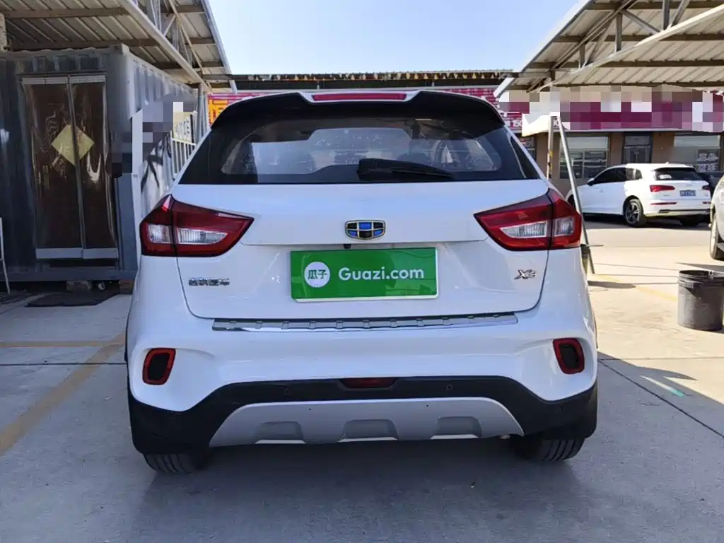 Geely Vision X3 — миниатюра 6