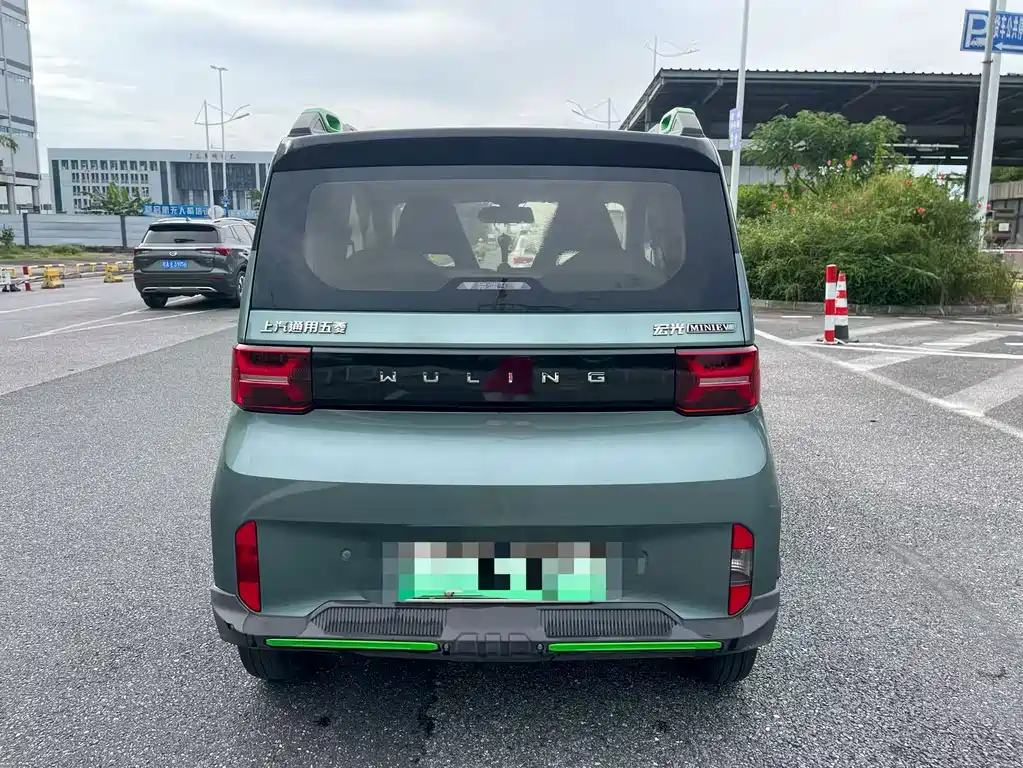 Wuling MINIEV — миниатюра 7