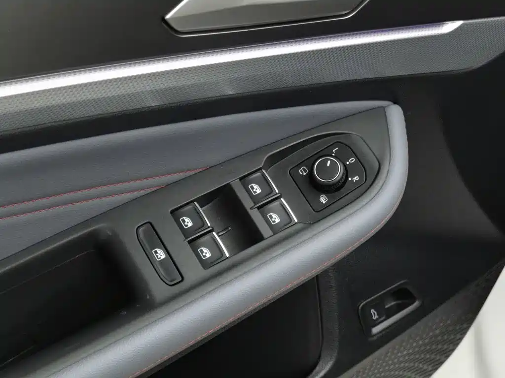 Volkswagen Lamando — миниатюра 9