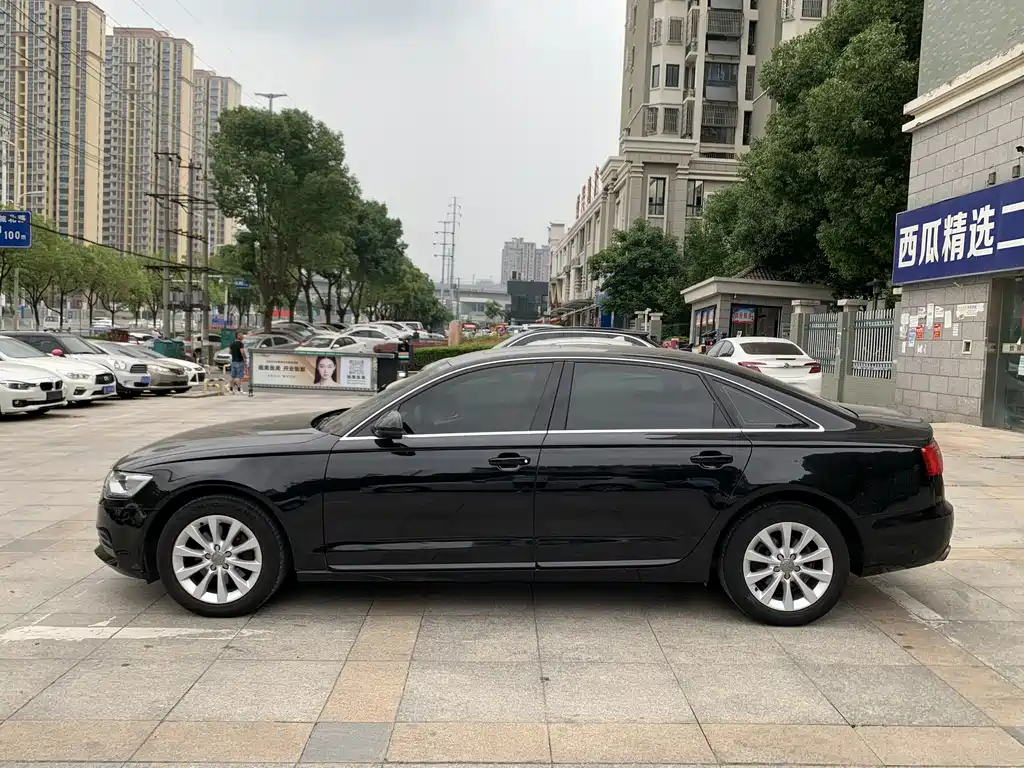 Audi A6L — миниатюра 7